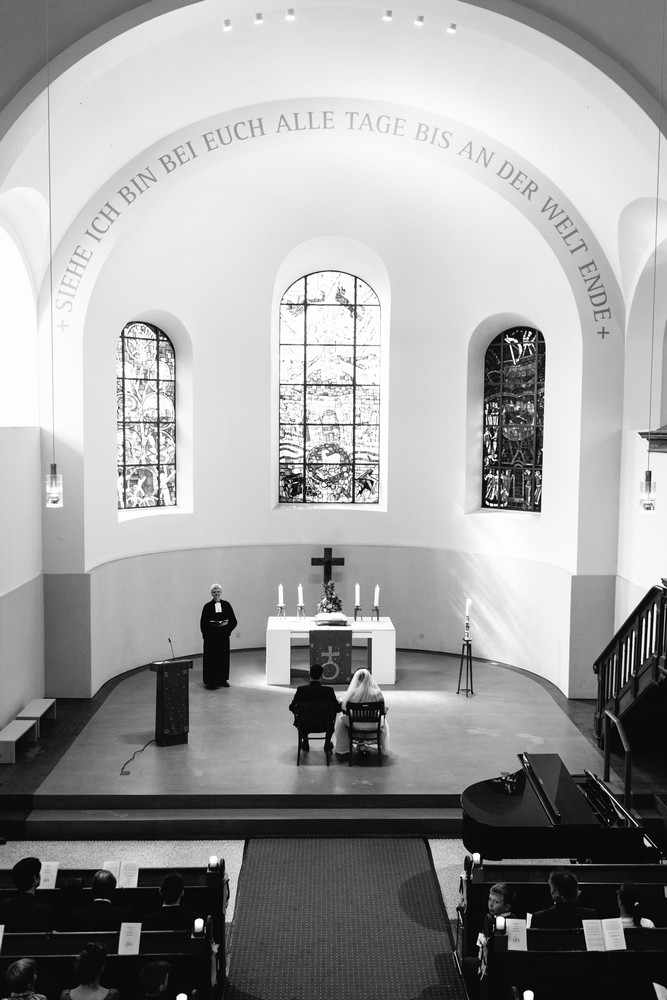 Hochzeitsfotograf in der St. Mattäus Kirche, Hamburg-Winterhude